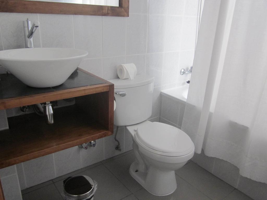 Hostal Buena Estancia Πούντα Αρένας Δωμάτιο φωτογραφία