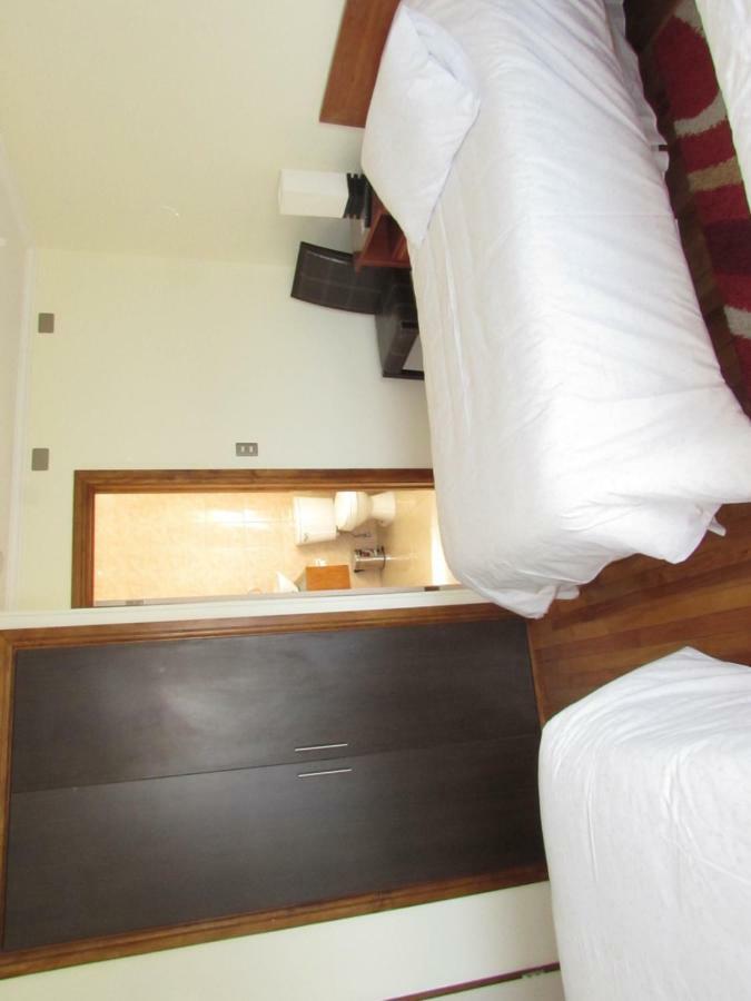 Hostal Buena Estancia Πούντα Αρένας Εξωτερικό φωτογραφία